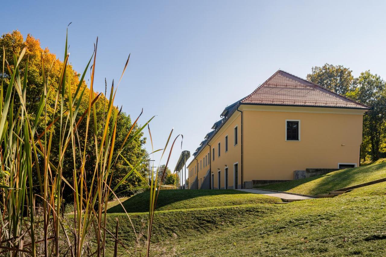 Dvorec Trebnik - Sobe Slovenske Konjice Luaran gambar